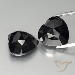 17.48ctw Natural Negro Espinela, Corazón, Opaco