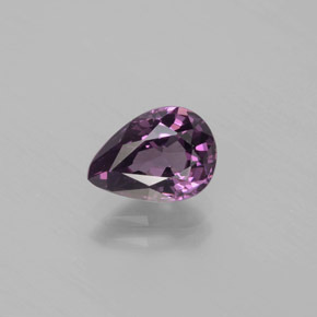 Espinela Púrpura oscuro natural de 1.35 ct, En forma de pera, VVS