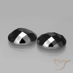 Gemas de Espinela Negro natural de 22.49 ct, Ovalada, Opaco