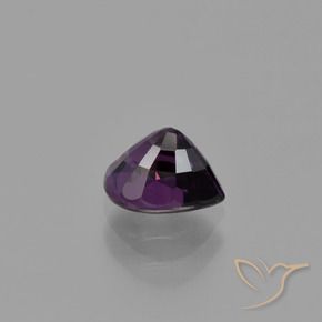 Espinela Púrpura oscuro natural de 1.05 ct, En forma de pera, VVS-VS