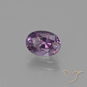 Espinela Púrpura oscuro natural de 1.02 ct, Ovalada, VVS-VS