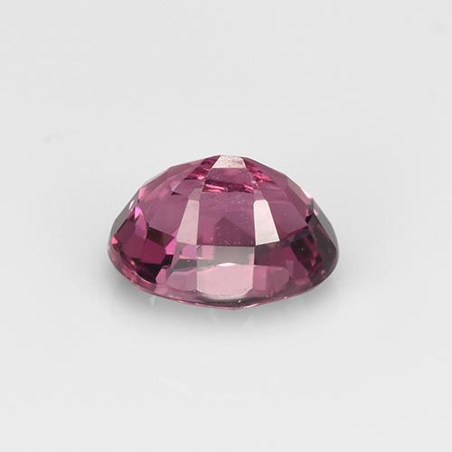 Espinela Rosado magenta intenso natural de 0.93 ct, Corte Óvalo, VS