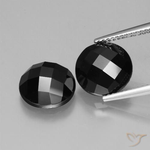 8.38ctw Natural Negro Espinela, Redondo, Opaco