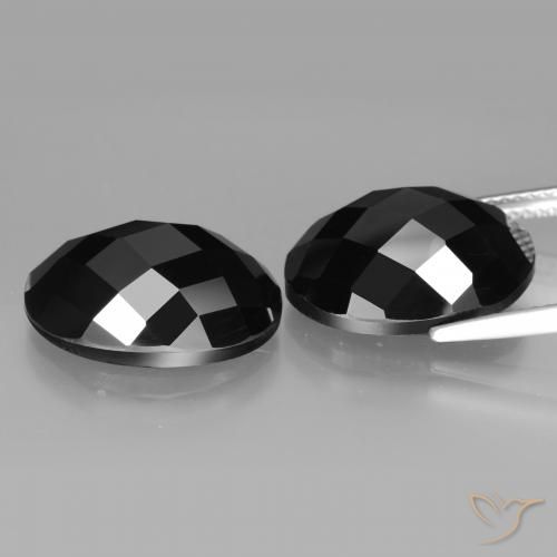 Gemas de Espinela Negro natural de 22.46 ct, Ovalada, Opaco