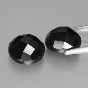 Gemas de Espinela Negro natural de 6.98 ct, Corte Redondo, Opaco