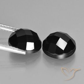 Gemas de Espinela Negro natural de 7.57 ct, Redondo, Opaco