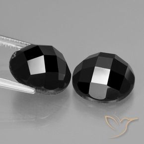 Gemas de Espinela Negro natural de 9.47 ct, Redondo, Opaco