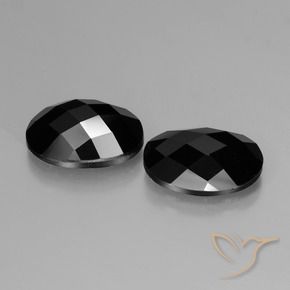 Gemas de Espinela Negro natural de 11.54 ct, Ovalada, Opaco