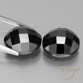 Gemas de Espinela Negro natural de 14.92 ct, Redondo, Opaco