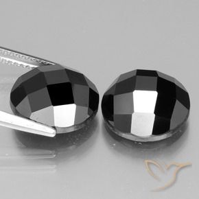 Gemas de Espinela Negro natural de 14.27 ct, Redondo, Opaco