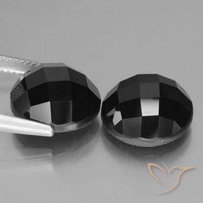 Gemas de Espinela Negro natural de 15.82 ct, Redondo, Opaco