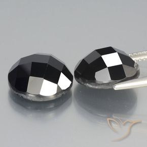 Gemas de Espinela Negro natural de 15.15 ct, Redondo, Opaco
