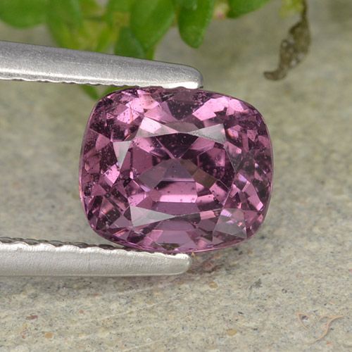 1.71ct Natural Púrpura medio Espinela, Forma Cojín, VS