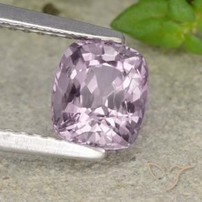 Espinela Púrpura muy claro natural de 1.39 ct, Forma Cojín, VVS-VS