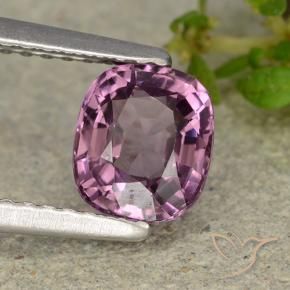 Espinela Púrpura rojizo natural de 1.19 ct, Forma Cojín, VVS-VS