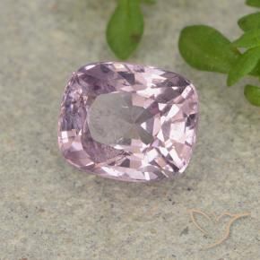 Espinela Púrpura rosáceo muy claro natural de 1.29 ct, Forma Cojín, VS