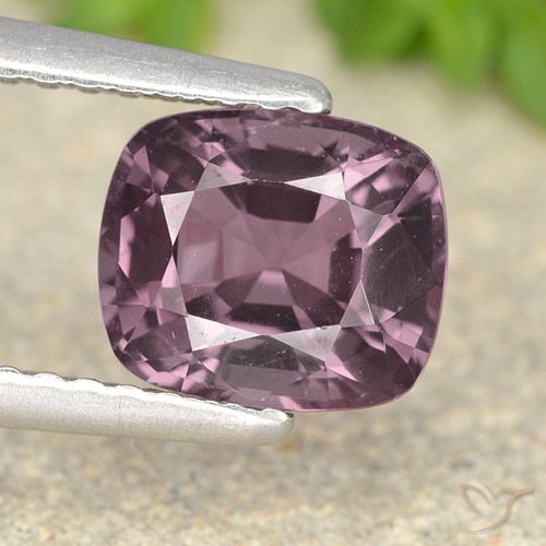 Espinela púrpura natural de 1,61 ct, corte cojín, VS