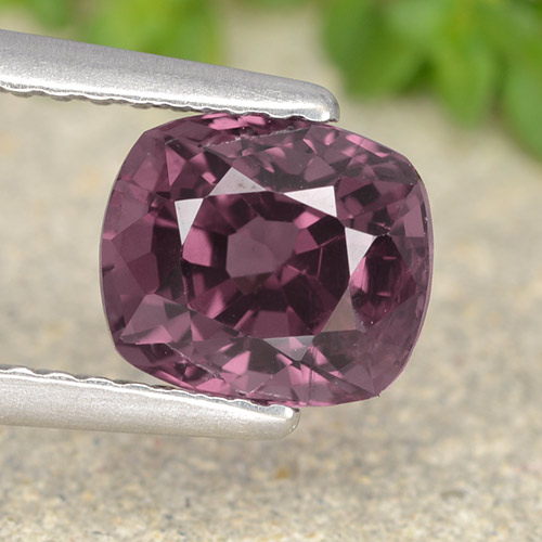 Espinela púrpura natural de 1,69 ct, corte cojín, VVS
