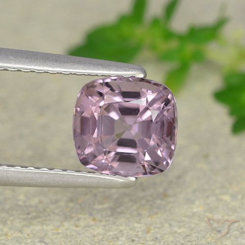 1.56ct Natural Violeta grisáceo claro espinela, Forma Cojín, VVS