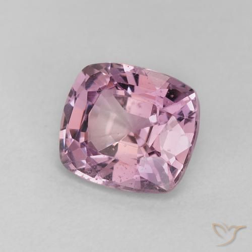 Espinela Púrpura rosáceo claro natural de 1.43 ct, Forma Cojín, VVS
