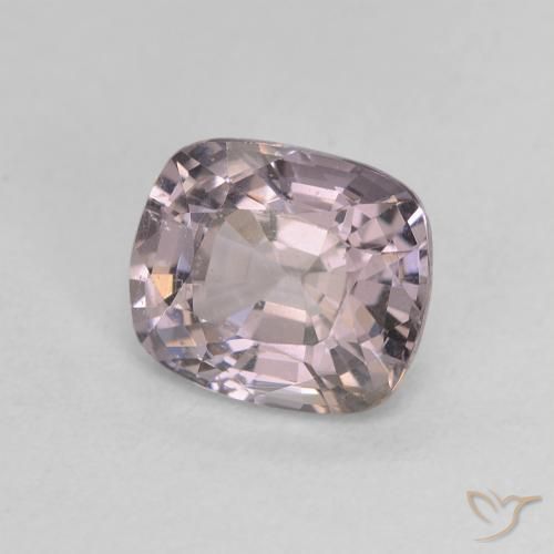 Espinela Púrpura claro natural de 1.45 ct, Forma Cojín, VS