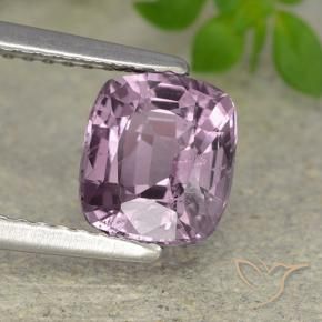 Espinela Púrpura rosado natural de 1.73 ct, Forma Cojín, VS