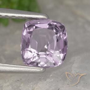 Espinela Violeta rosáceo claro natural de 1.10 ct, Forma Cojín, VVS