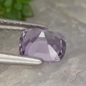 Espinela Violeta rosáceo claro natural de 1.10 ct, Forma Cojín, VVS