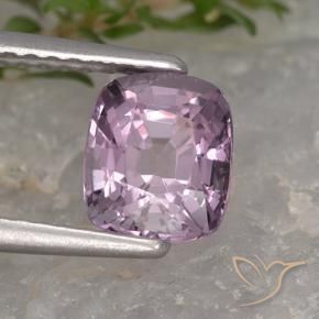 Espinela Rosado-púrpura uva claro natural de 1.43 ct, Forma Cojín, VVS