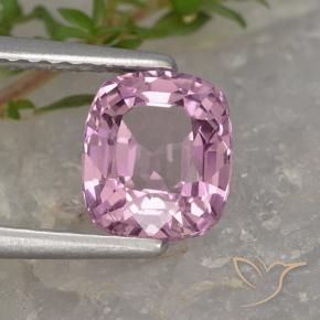Espinela Rosado púrpura natural de 1.51 ct, Forma Cojín, VVS