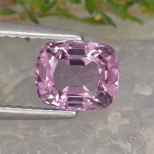 1.35ct Natural Púrpura medio Espinela, Forma Cojín, VVS