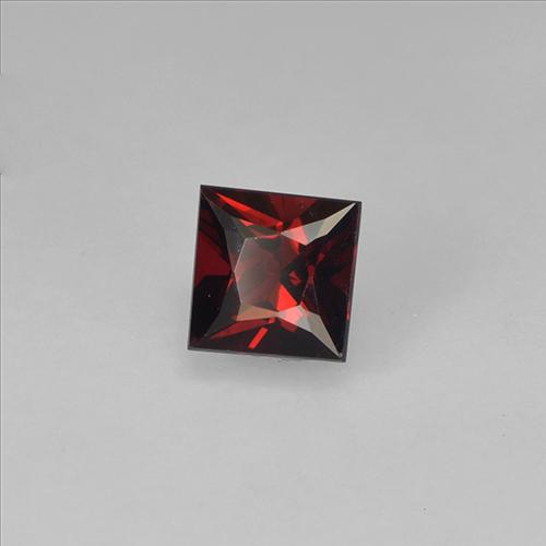 Espinela rojo natural de 0,35 ct, cuadrado, VVS-VS