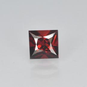Espinela Rojo oscuro natural de 0.43 ct, Cuadrado, VVS