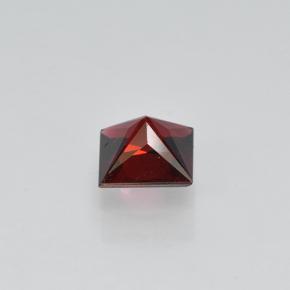Espinela Rojo oscuro natural de 0.43 ct, Cuadrado, VVS