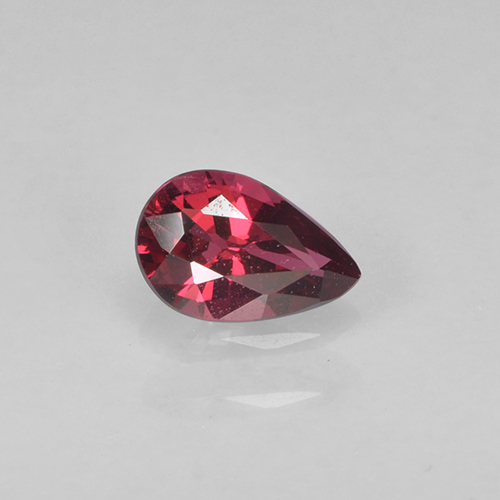 Espinela Rojo grosella natural de 0.35 ct, En forma de pera, VS