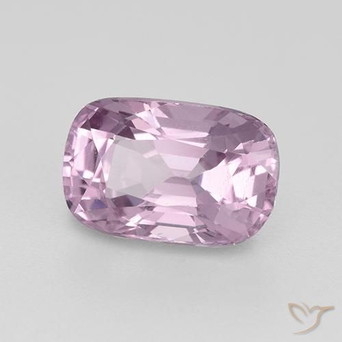 Espinela Púrpura rosáceo muy claro natural de 1.33 ct, Forma Cojín, VVS-VS