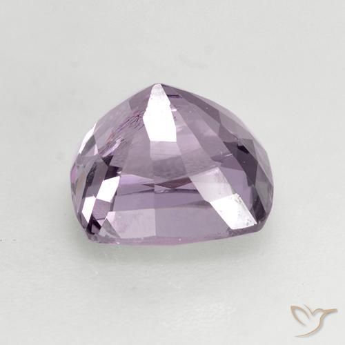 Espinela Púrpura muy claro natural de 1.74 ct, Forma Cojín, VS