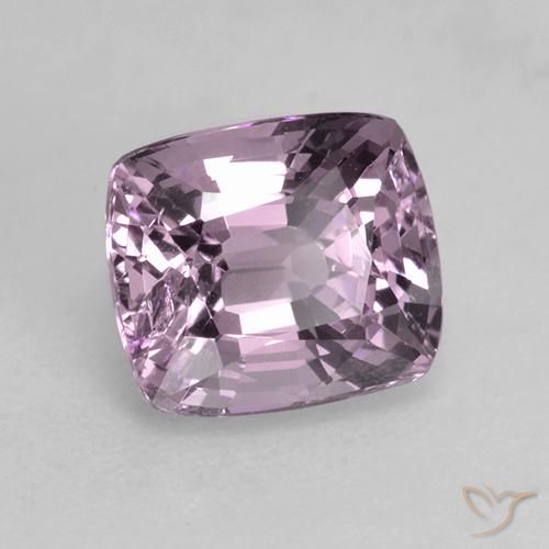 Espinela Tono violeta uva natural de 1.53 ct, Forma Cojín, VS