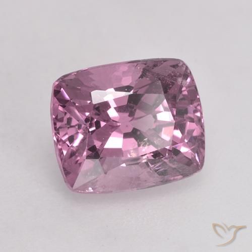 Espinela Lavanda intenso natural de 1.64 ct, Forma Cojín, VS