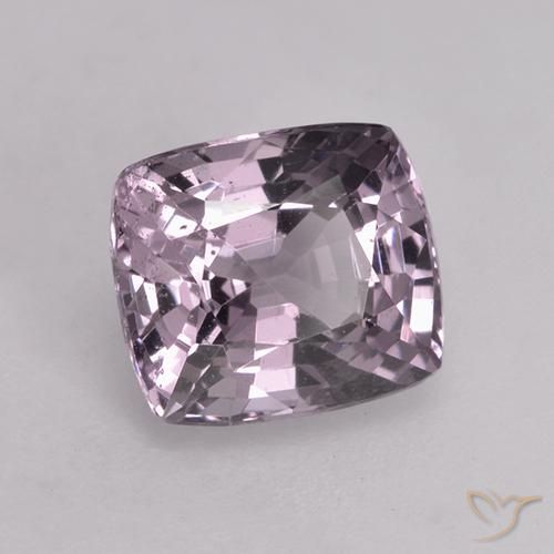 Espinela Púrpura medio natural de 1.51 ct, Forma Cojín, VS