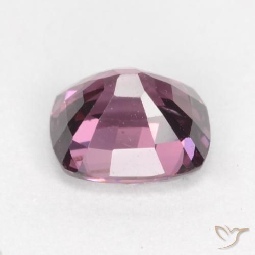 espinela Púrpura rojizo natural de 1.42 ct, Forma Cojín, VVS-VS