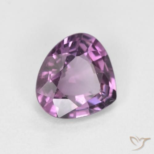 Espinela Púrpura oscuro natural de 0.68 ct, En forma de pera, VS