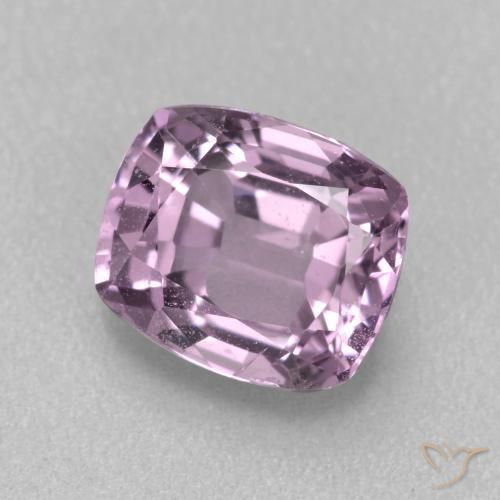 Espinela Púrpura claro natural de 1.09 ct, Forma Cojín, VVS-VS