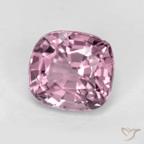 Espinela Púrpura medio natural de 1.30 ct, Forma Cojín, VS