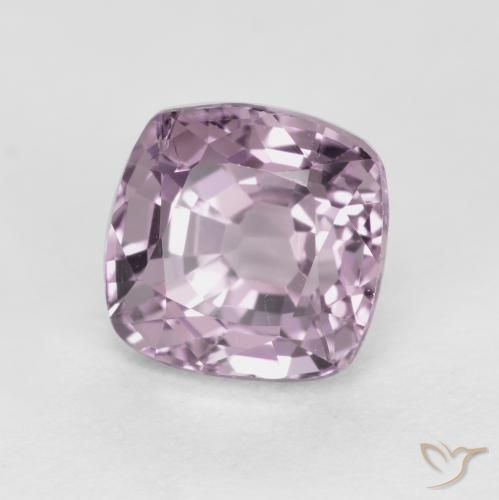 Espinela Púrpura rosáceo claro natural de 1.31 ct, Forma Cojín, VS