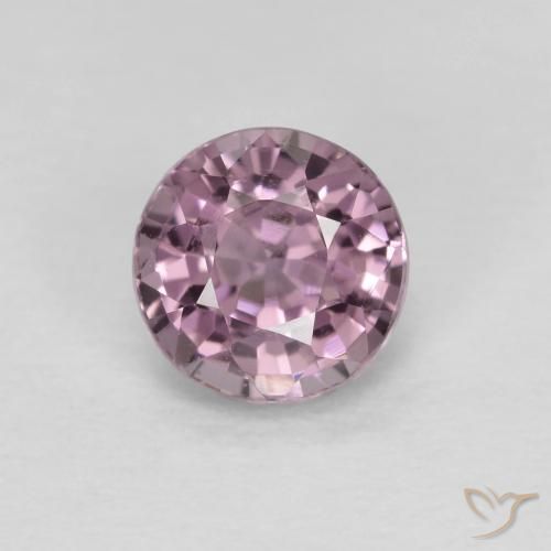 Espinela Púrpura medio natural de 0.68 ct, Corte Redondo, VVS-VS