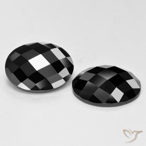 Gemas de Espinela Negro natural de 22.77 ct, Ovalada, Opaco