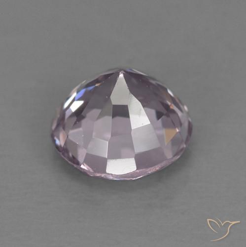 Espinela Púrpura rosáceo muy claro natural de 0.57 ct, Redondo, VVS-VS