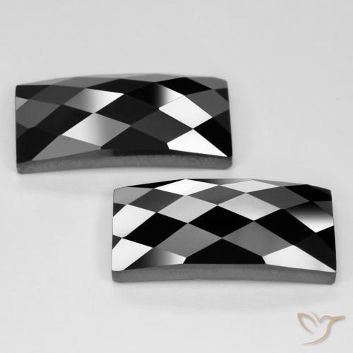Gemas de Espinela Negro natural de 25.66 ct, Corte Baguette, Opaco