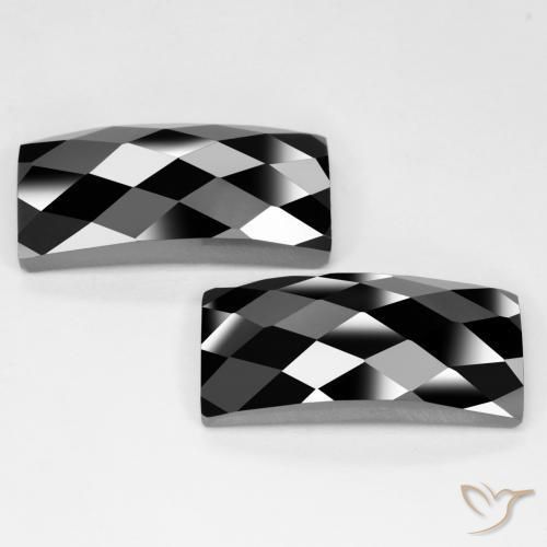 Gemas de Espinela Negro natural de 27.85 ct, Corte Baguette, Opaco